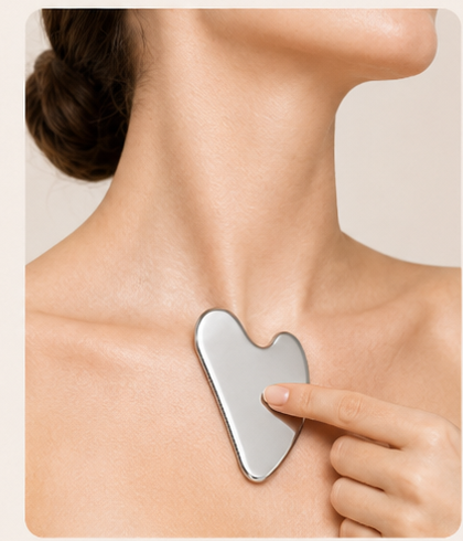 Using the Senvè Gua Sha along the neck and décolletage, step 3 Relax